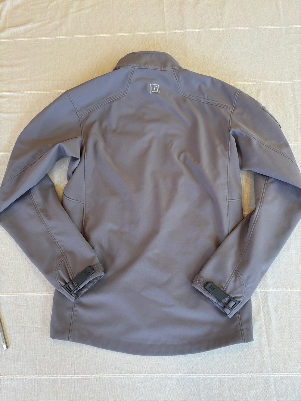 5.11 Tactical Sierra Softshell Jacket Lunar Gray Mens Outdoor Tactical 78005 - Picture 8 of 11